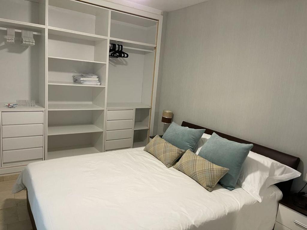 מארבלה Apartamento Rio Mar מראה חיצוני תמונה